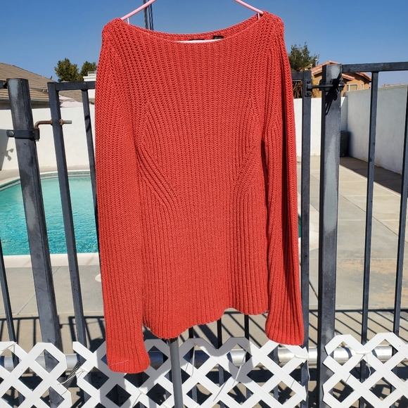 MAG Sweater - Picture 7 of 12